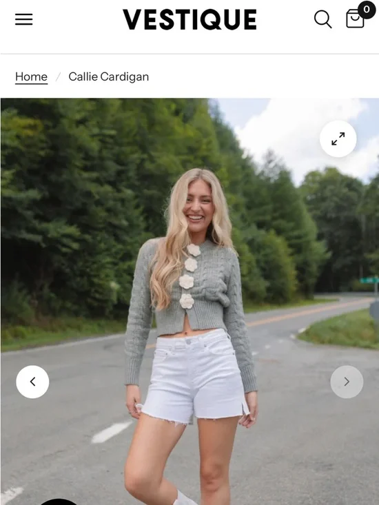 vestique Gray Cropped Cable-Knit Cardigan with Cream Floral Buttons - Picture 3 of 5